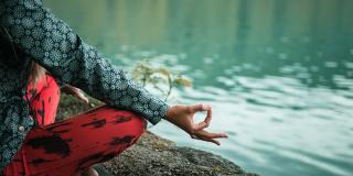 Ce este meditația și de ce trebuie să facă parte din rutina ta zilnică